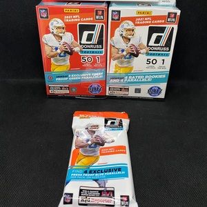 New 2021 Panini Donruss Football Trading Cards Bundle Justin Herbert cover